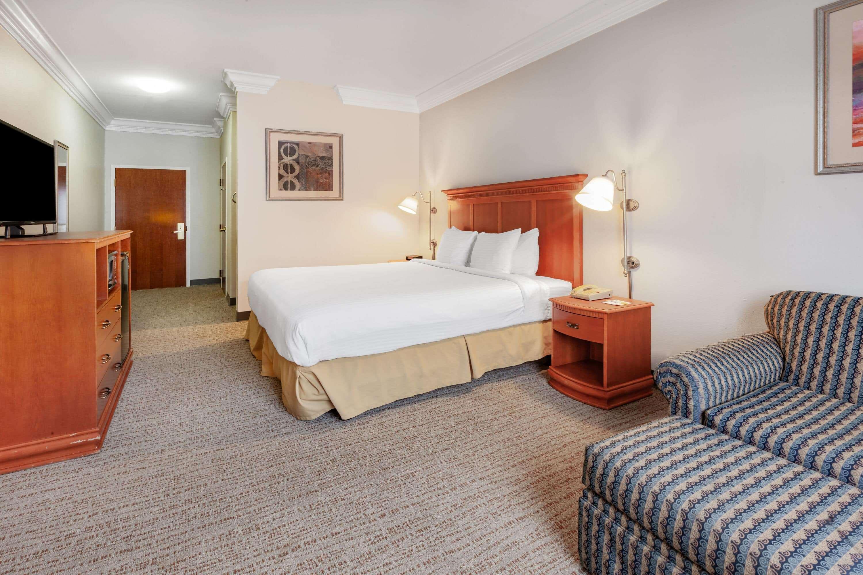 Days Inn By Wyndham Alta Vista Altavista Εξωτερικό φωτογραφία