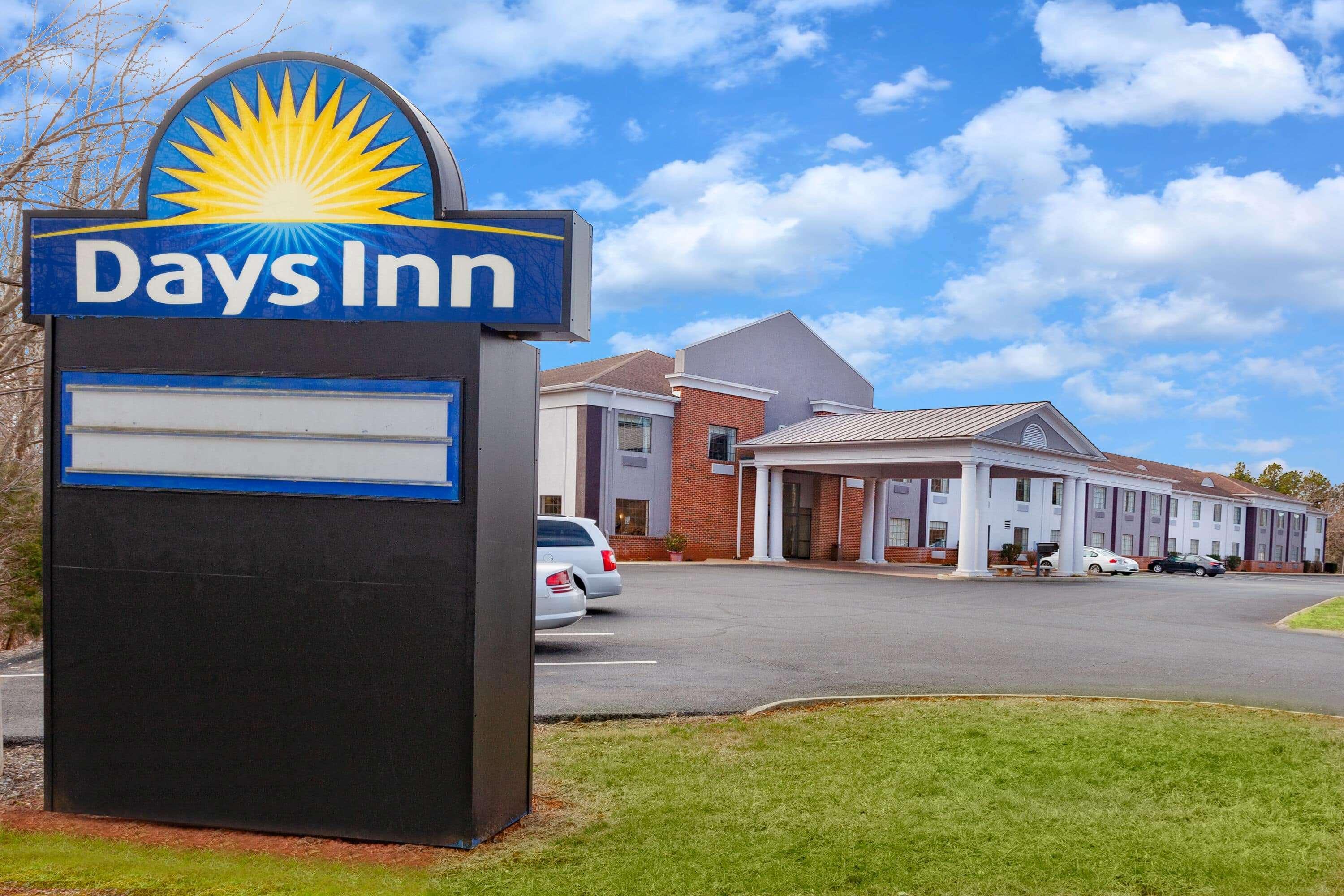Days Inn By Wyndham Alta Vista Altavista Εξωτερικό φωτογραφία
