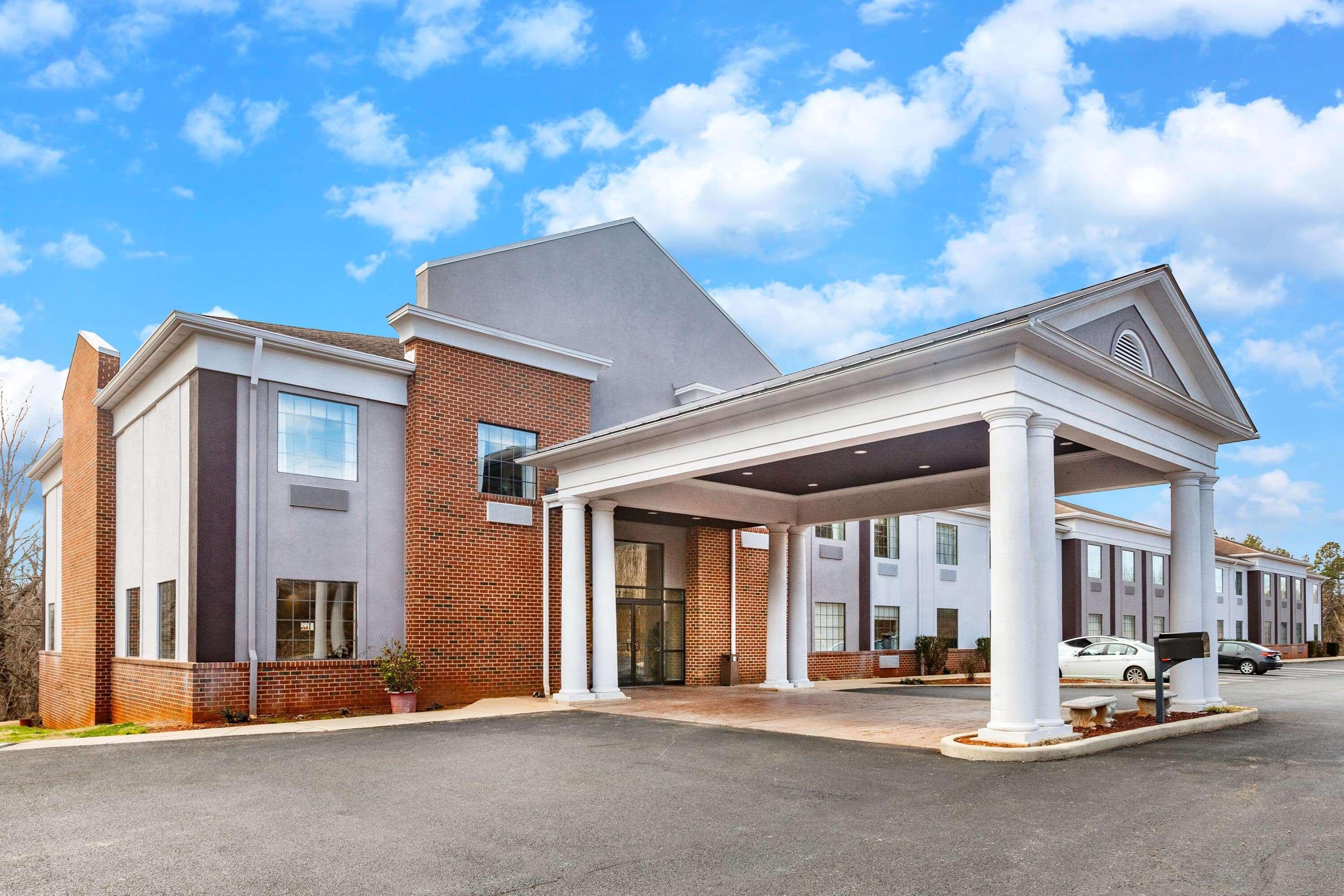 Days Inn By Wyndham Alta Vista Altavista Εξωτερικό φωτογραφία